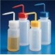 Piceta PE graduada 250ml Kartell